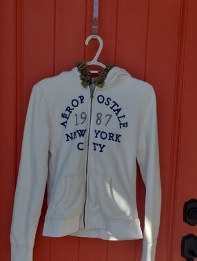 Aeropostale Cream Full-Zip Hoodie with Navy Embroidery